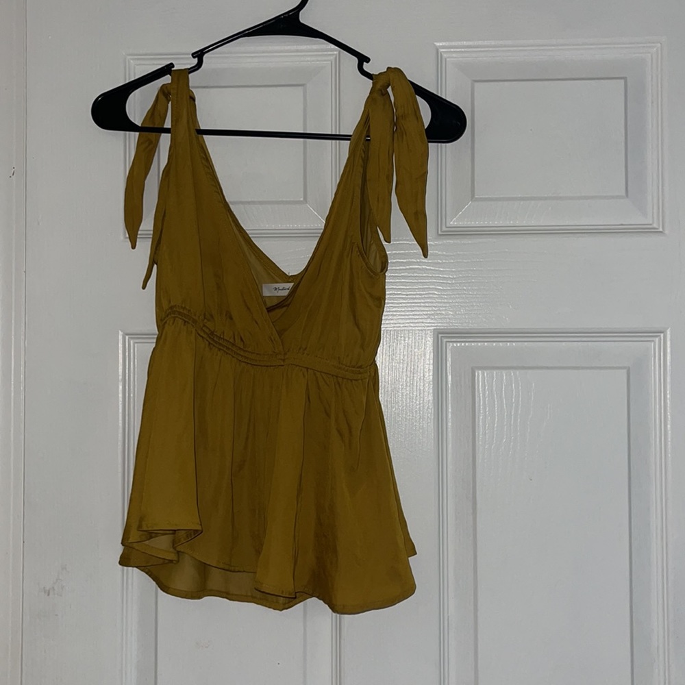 Mustard Top✨ - Picture 3 of 6